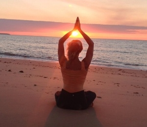 sun warrior yogini 26 - salute